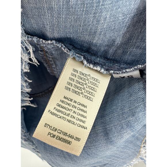 Cloth & Stone Blue Chambray Denim Button Down Shirt Women's Size X-Small XS - Picture 7 of 9